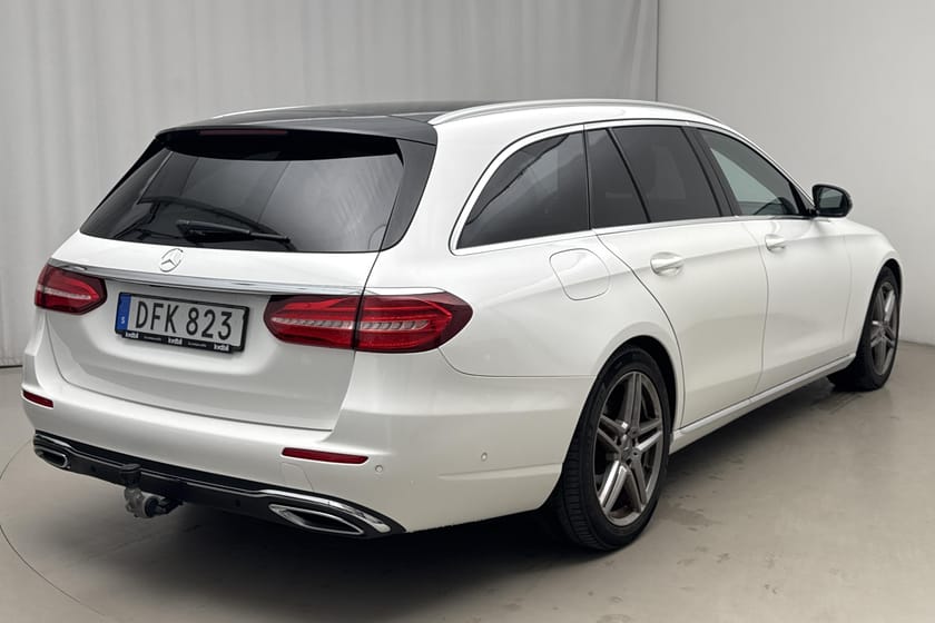 Bild 3 av Mercedes-Benz E 220 T d Kombi 194hk Avantgarde GPS B-Kam Värmare