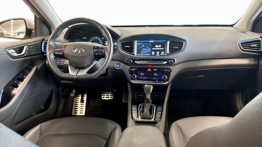 Bild 4 av Hyundai Ioniq Plug-in 1.6 Premium Plus Eco