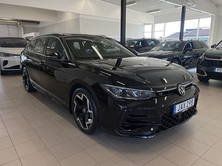 Volkswagen Passat Sportscombi R-Line 2.0 TDI 4Motion Drag / Värmare