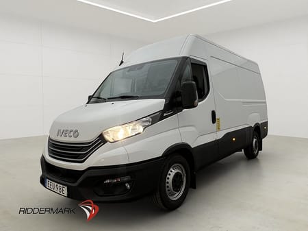 Iveco Daily 35-140 Van L3H2 2.3JTD 136hk MOMS 3-Sit Farthållare Värmare