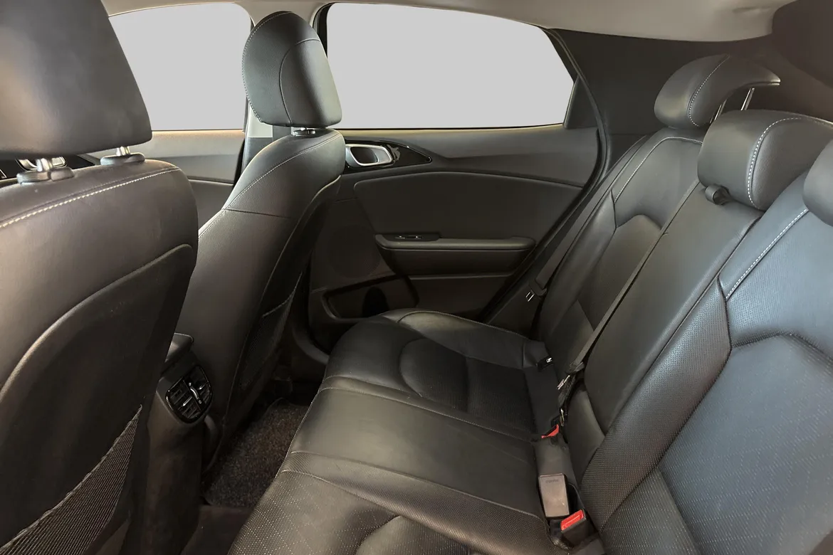 picture of a car