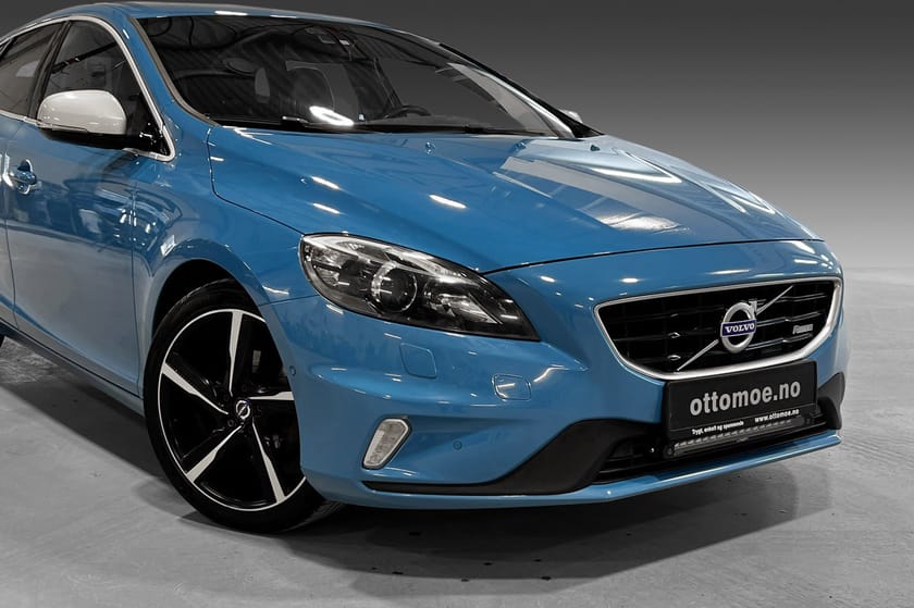 Bilde 2 av Volvo V40 D2 R-Design | KAMERA | KROK | FORVARMER | LED BAR