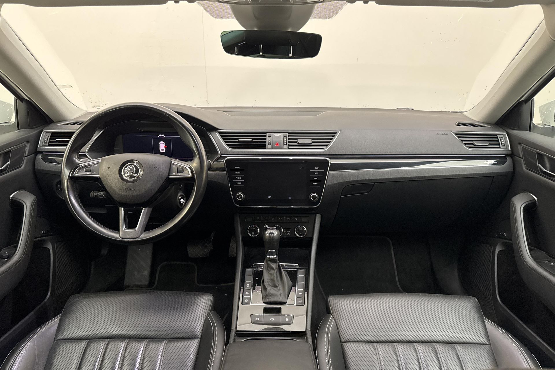 Skoda Superb Kombi 2.0 TDI 4x4 2020, bild 7/10