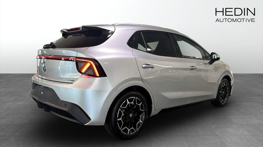 Bild 2 av MG 4 EV Urban PREMIUM 54KWH (BLACK) - COSMIC SILVER