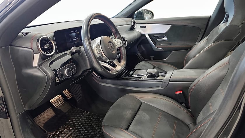 Bild 5 av Mercedes-Benz CLA 200 7G-DCT AMG Line