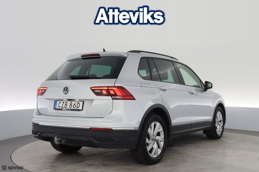 Bild 3 av Volkswagen Tiguan TSI 150 DSG *Läder/Värmare/Drag*