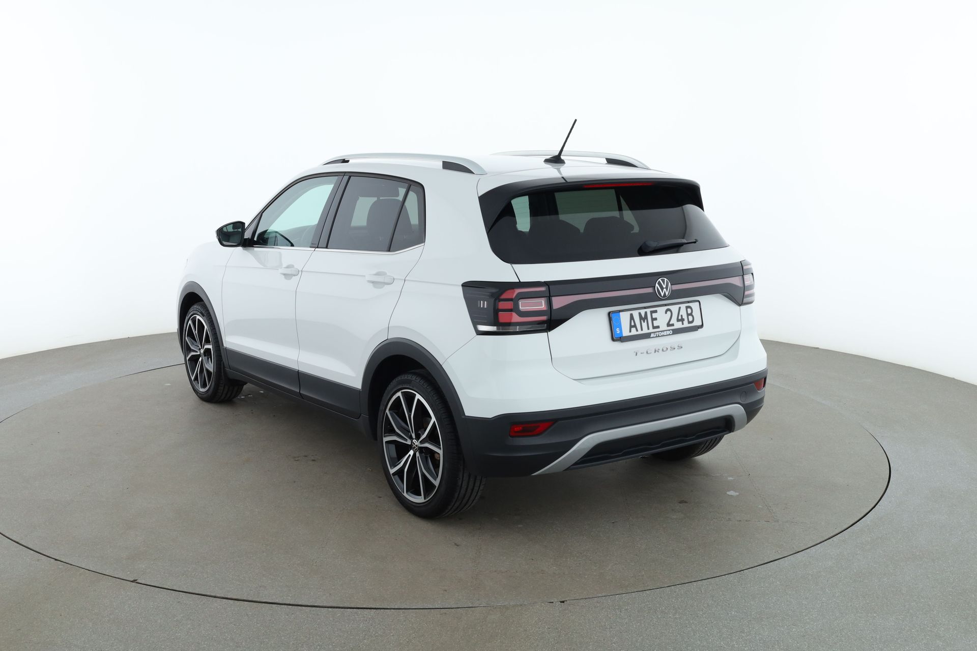 Volkswagen T-Cross 1.0 TSI OPF 2021, bild 3/41