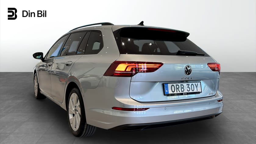Bild 3 av Volkswagen Golf Sportscombi eTSI 150hk DSG Edition Dragkrok