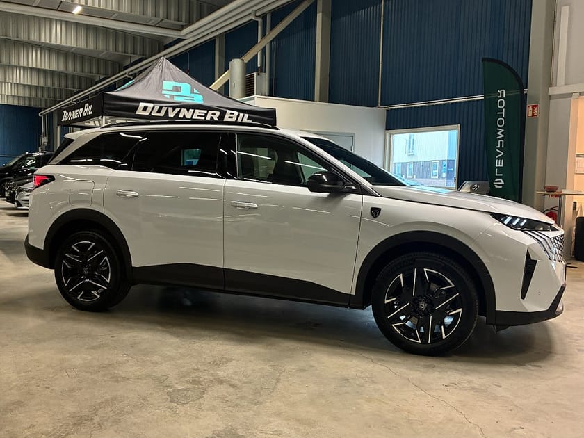 Bild 2 av Peugeot 5008 Hybrid 145