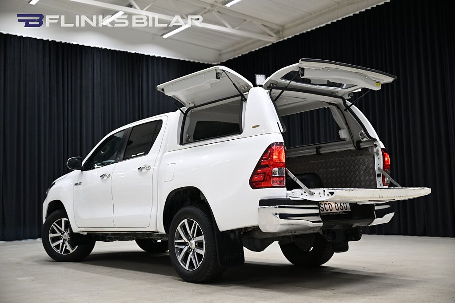 Toyota HiLux 2.4 AWD 150HK Automat 2021, kuva 6/29