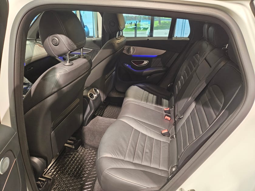 Bilde 4 av Mercedes-Benz EQC 400 4MATIC 4 MATIC - Velutstyrt pen bil!