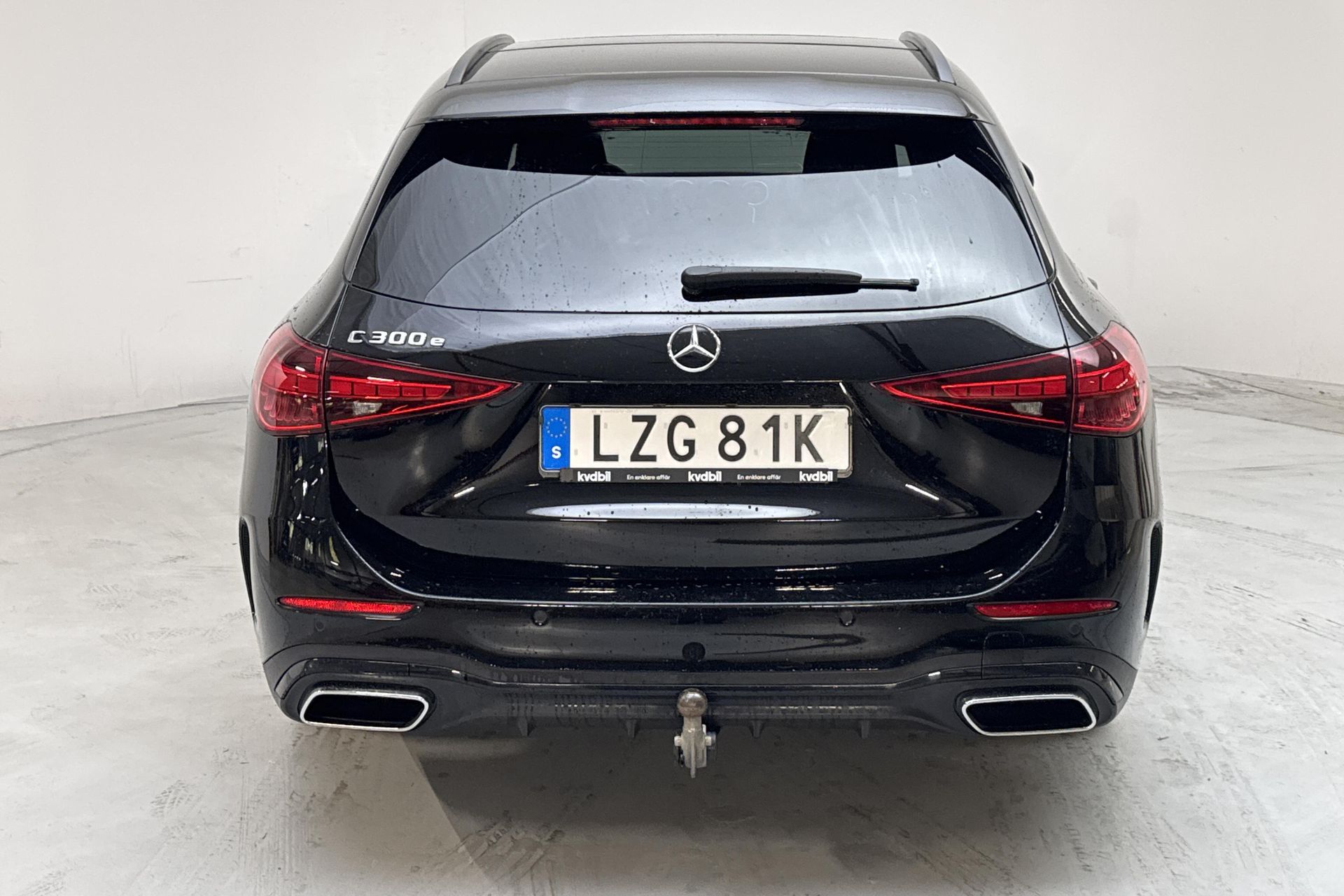 Mercedes-Benz C 300 T e 2024, bild 6/10
