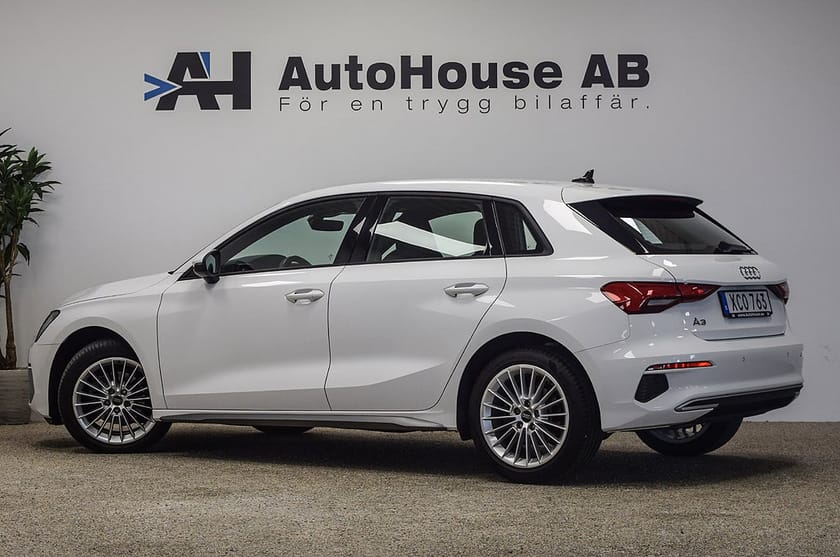 Bild 2 av Audi A3 Sportback 35 TFSI Proline Advanced Radarfart CarPlay