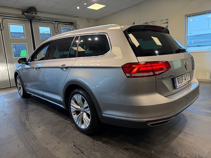 Bild 3 av Volkswagen Passat Alltrack 2.0 TDI DPF SCR BMT 4Motion Drag Värmare 190hk