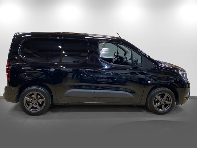 Bild 4 av Opel Combo Cargo 1.5 BlueHDi 100 Euro 6 Välskött