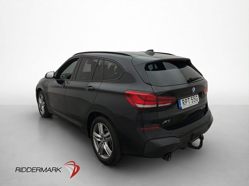 Bild 2 av BMW X1 xDrive25e M Sport HiFi HUD Kamera Navi Ambient Drag