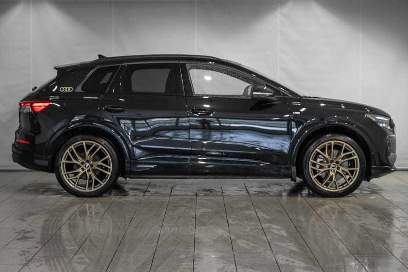 Bilde 3 av Audi Q4 55 e-tron quattro Edition S line