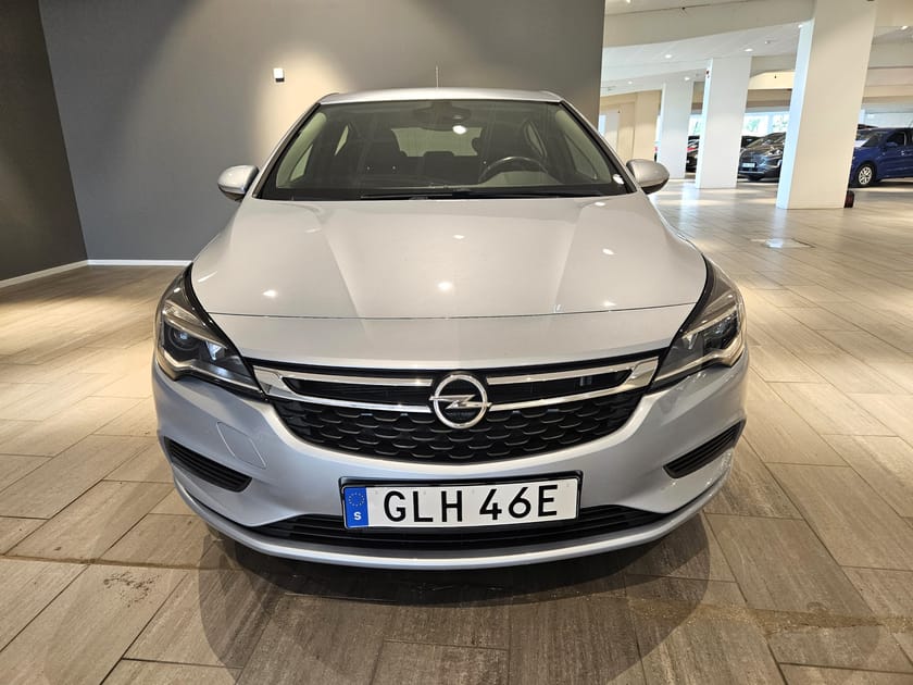 Bild 3 av Opel Astra 1.4 Turbo 125hk | V-hjul PDC Rattvärme Nyservad
