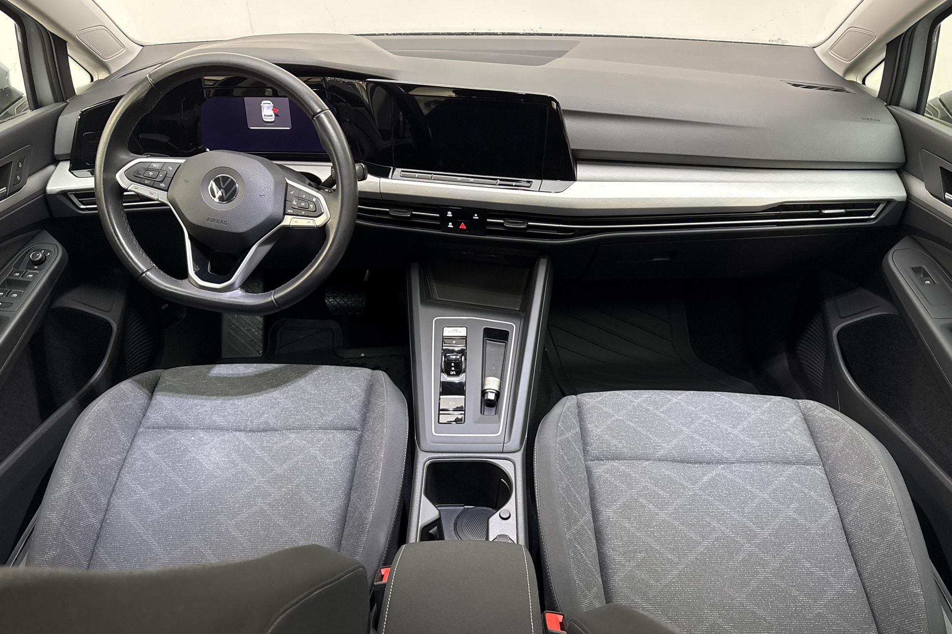 Volkswagen Golf 1.0 eTSI OPF 2021, bild 7/10
