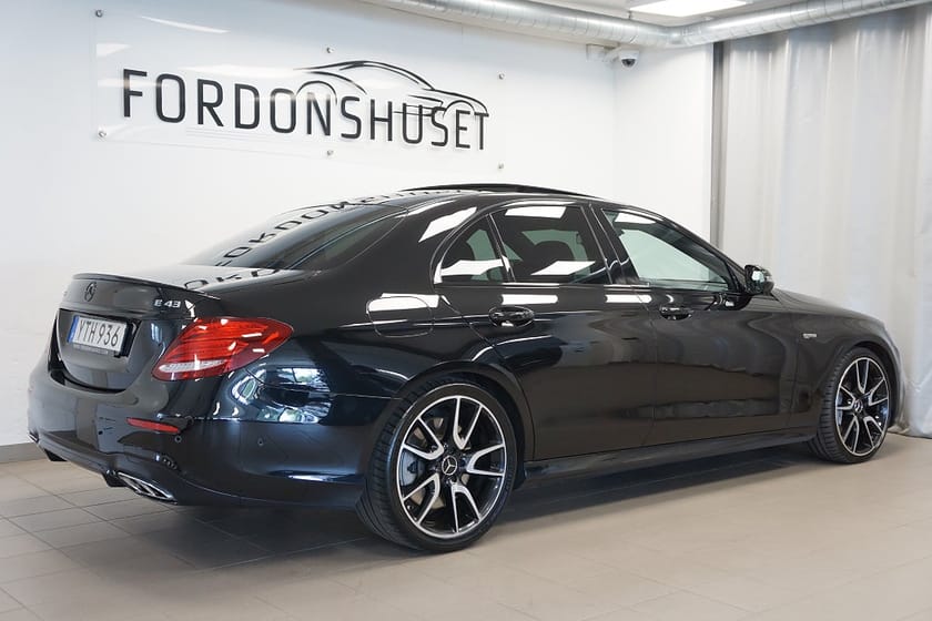 Bild 2 av Mercedes-Benz AMG E 43 4MATIC 401HK 9G-TRONIC | SVENSKSÅLD. SE SPEC.
