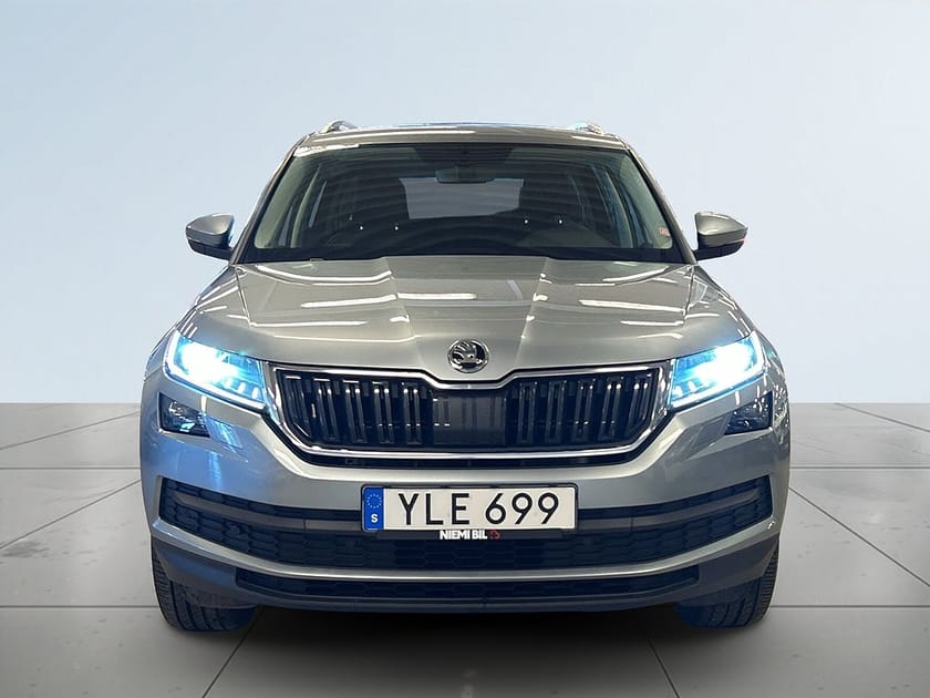 Bild 2 av Škoda Kodiaq Skoda 2.0 TSI 4x4 S&V-däck/drag/MoK/Kamera/Navi/El lucka
