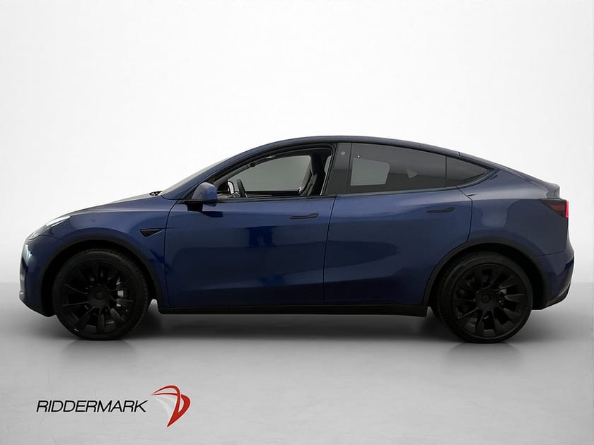 Bild 5 av Tesla Model Y Long Range AWD MOMS Dragkrok Autopilot SV-Såld