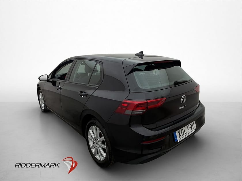 Bild 5 av Volkswagen Golf 1.5 eTSI 150hk Cockpit Rattvärme CarPlay PDC