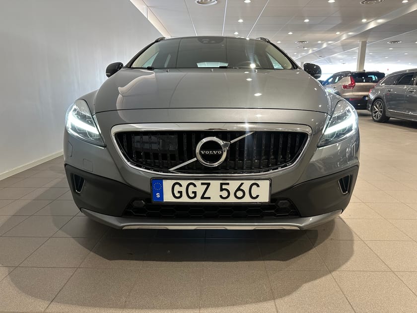 Bild 2 av Volvo V40 Cross Country D3 Pro Edition/ Backkamera/Navigation