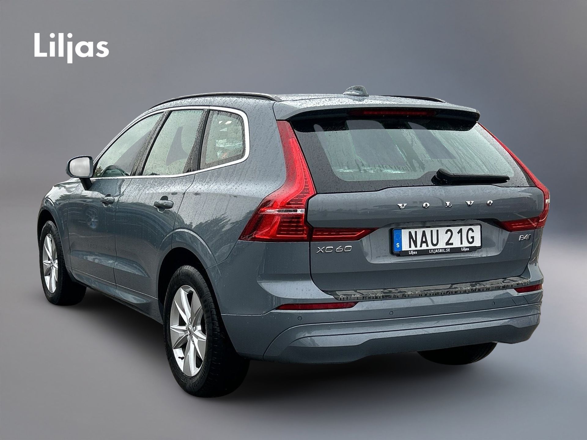 Volvo XC60 B4 AWD Diesel Core 2023, bild 2/5