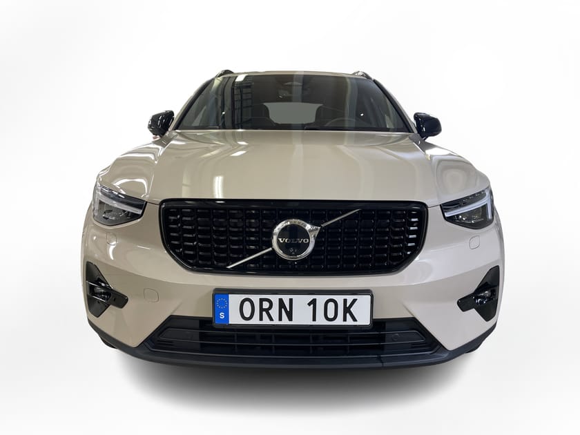 Bild 4 av Volvo XC40 B4 FWD Bensin Plus Dark