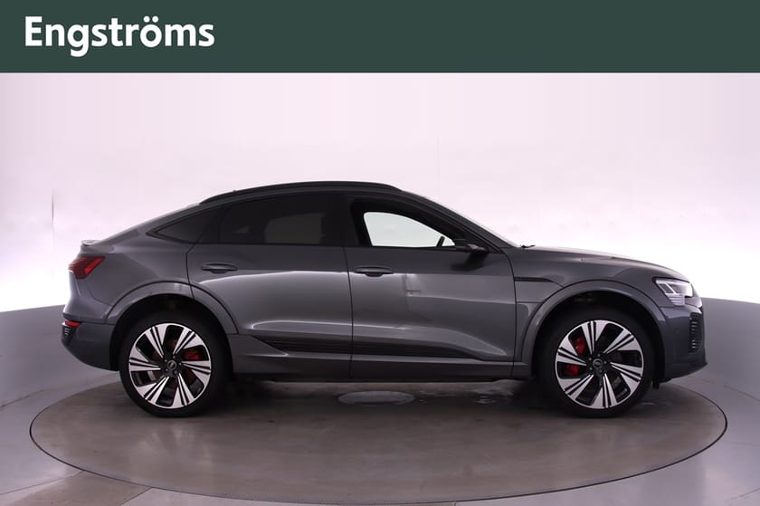 Bild 2 av Audi Q8 Sportback 55 e-tron quattro 408hk S-Line Välutrustad!