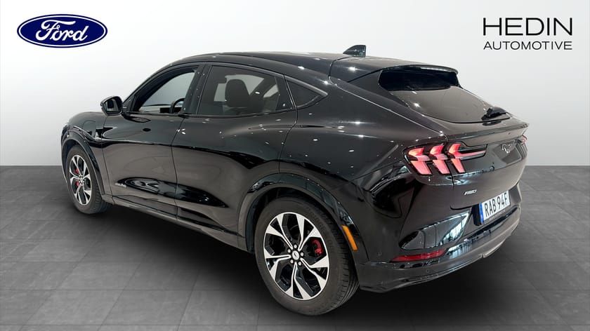 Bild 2 av Ford Mustang Mach-E Standard Range AWD TEKNIKPAKET