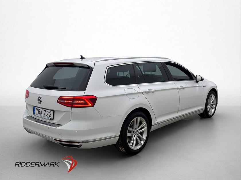Bild 4 av Volkswagen Passat Variant GTE 218hk Cockpit Pano Skinn 360° Navi