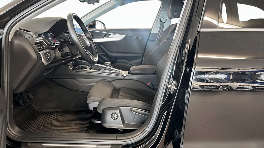 Bild 2 av Audi A4 Avant 40 TDI quattro QUATTRO, P-värmare, Dragkrok, Backkamera