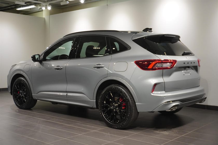 Bild 4 av Ford Kuga Plug-In Hybrid ST-Line X 2.5 FWD 243hk Black Edition CVT
