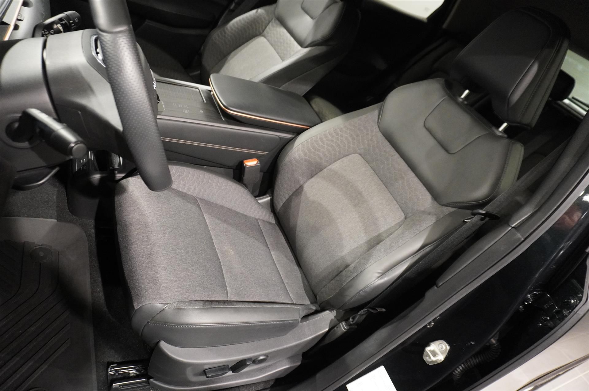 Nissan Ariya 2024, bild 4/10