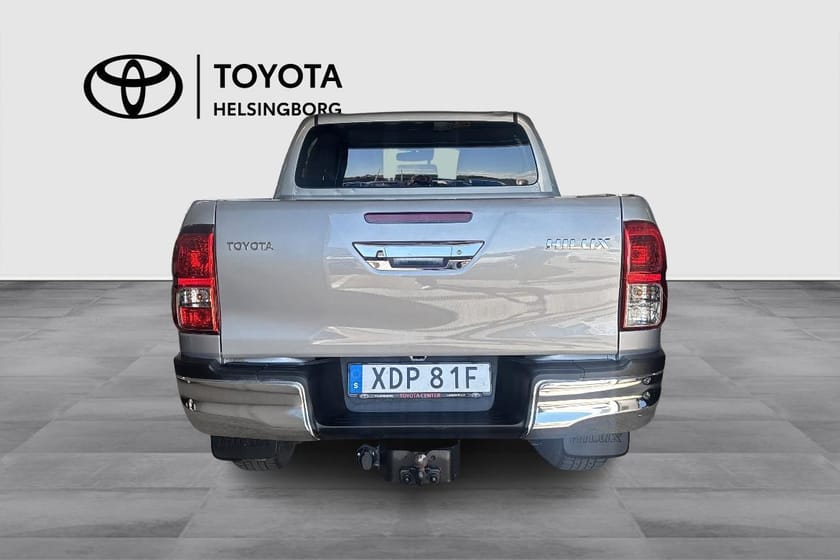 Bild 5 av Toyota Hilux Dubbelhytt 2,4 4d Auto 4WD Invincible