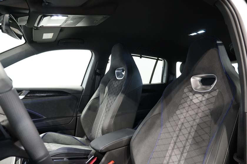 Bild 5 av Volkswagen Tayron eHybrid R-Line / HUD / Drag / 360