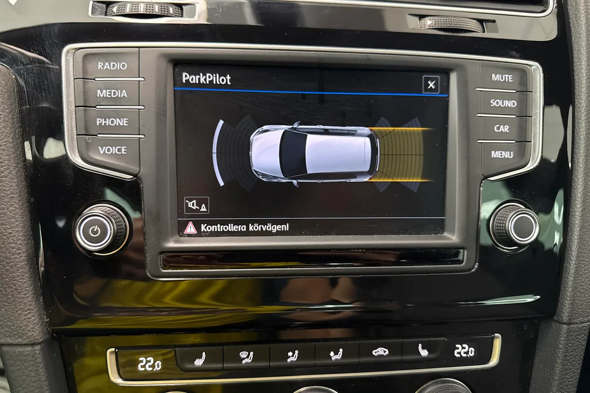 picture of a car