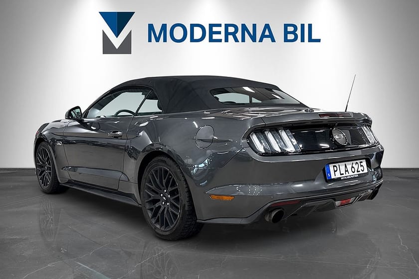 Bild 4 av Ford Mustang GT Cabriolet Convertible SelectShift 421HK SV-såld Navi B-kam