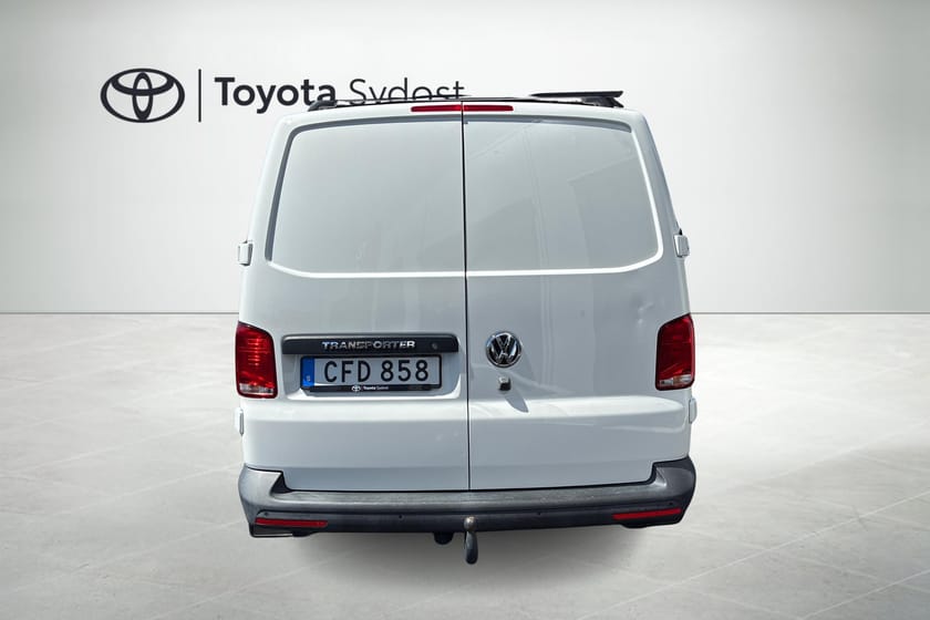Bild 4 av Volkswagen Transporter Skåp 2.0 150hk TDI Automat Drag Backkamera AC Värmare mm.