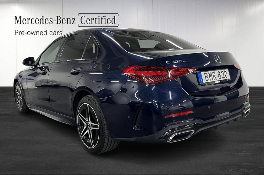 Bild 4 av Mercedes-Benz C 300 e C300 AMG Line BACKKAMERA//DRAG//NIGHTPACKAGE