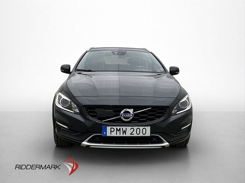 Bild 2 av Volvo V60 Cross Country D4 AWD Summum Classic Navi BLIS Drag