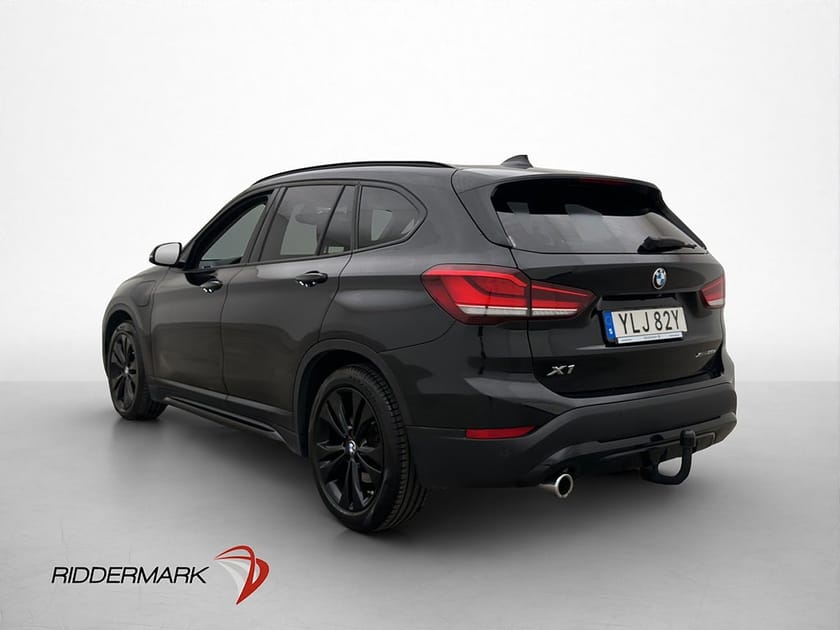 Bild 4 av BMW X1 xDrive25e Sport Line Dragkrok HUD Kamera