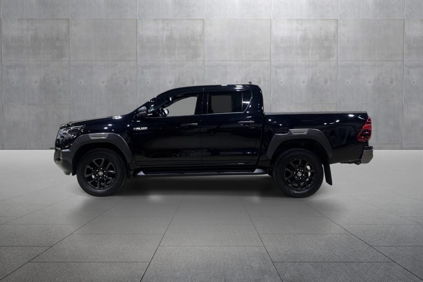 Bilde 2 av Toyota Hilux Dobbelcab 2,8 204hk D-Cab 4WD SR+ Inv. X aut