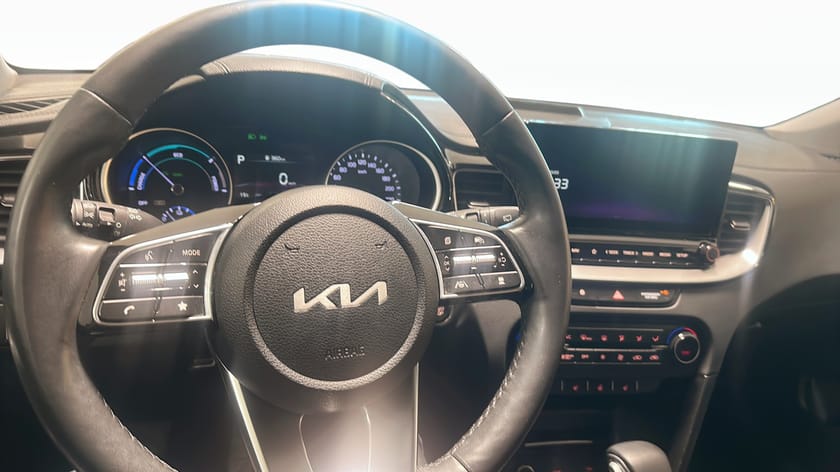 Bild 4 av Kia XCeed Plug-in Hybrid ACTION 141 Hk Backkamera