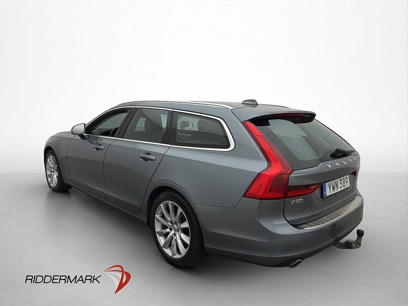 Bild 5 av Volvo V90 D4 Momentum Värmare Drag Sensorer Skinn CarPlay