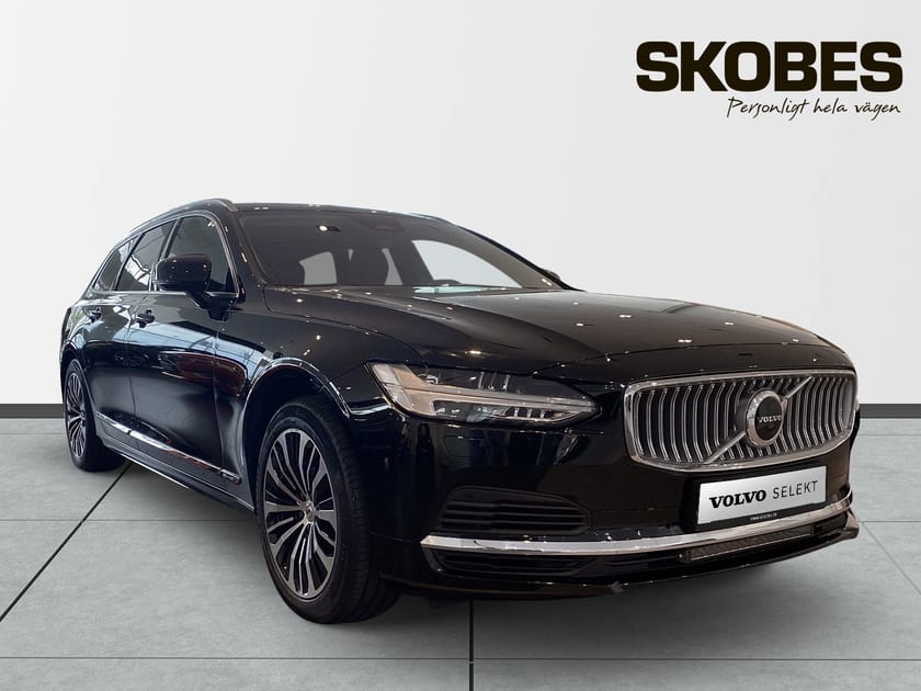 Bild 1 av Volvo V90 Recharge T6 Core Edition, Drag, Momsbil, Läder