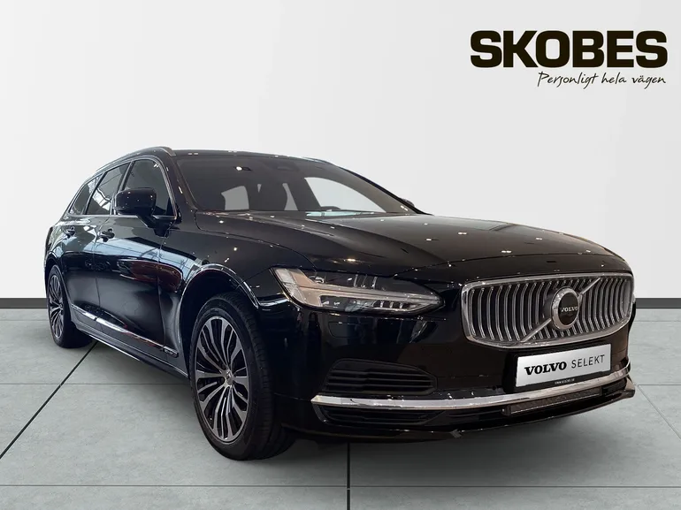 Volvo V90 Recharge T6 Core Edition, Drag, Momsbil, Läder