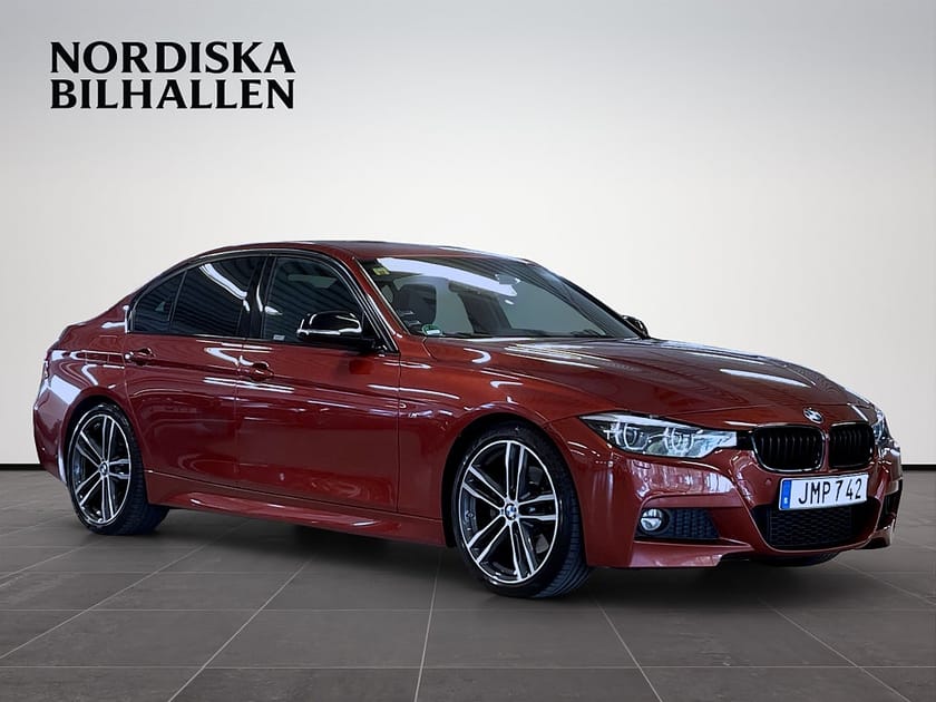 Bild 1 av BMW 330i Sedan Steptronic M Sport Dragkrok Helskinn GPS